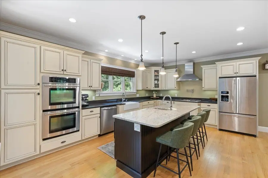 137 Garland Drive, Pelham, NH 03076 - #3