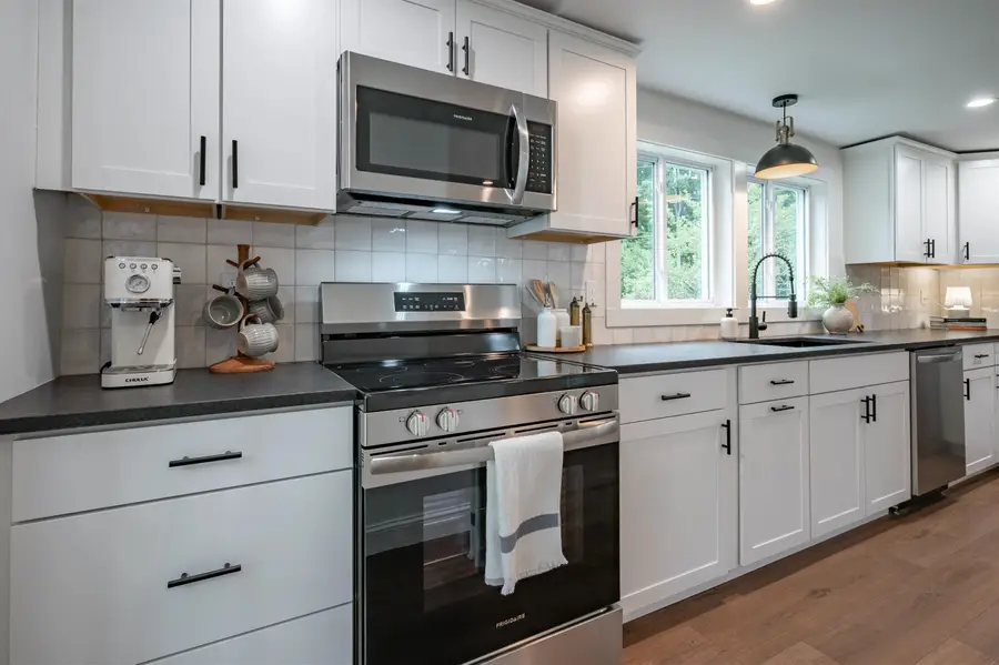 193 East Dunstable Road, Nashua, NH 03062 - #2