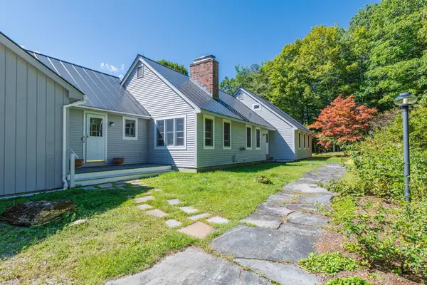 88 Windward South Road, Dorset, VT 05251