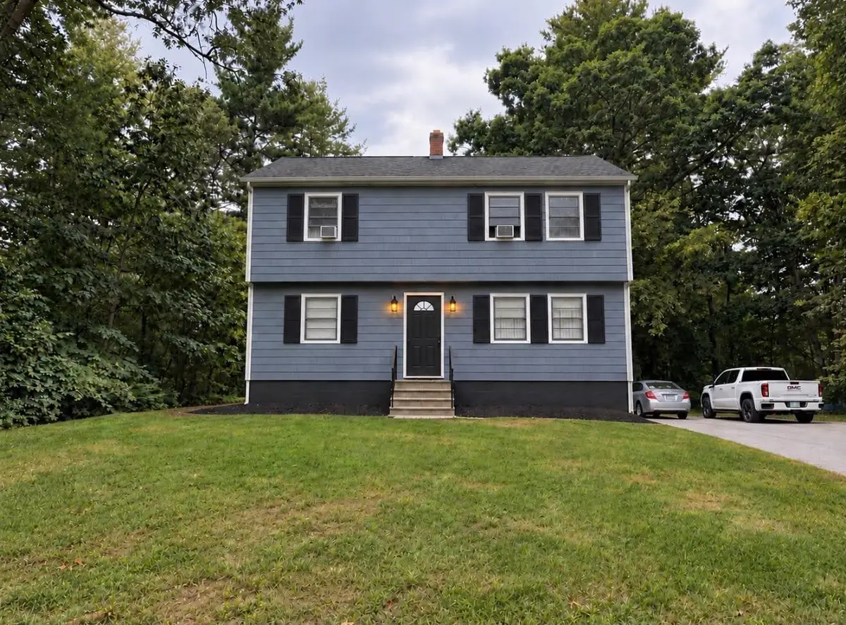 16 Victoria Circle, Pelham, NH 03076 - #1