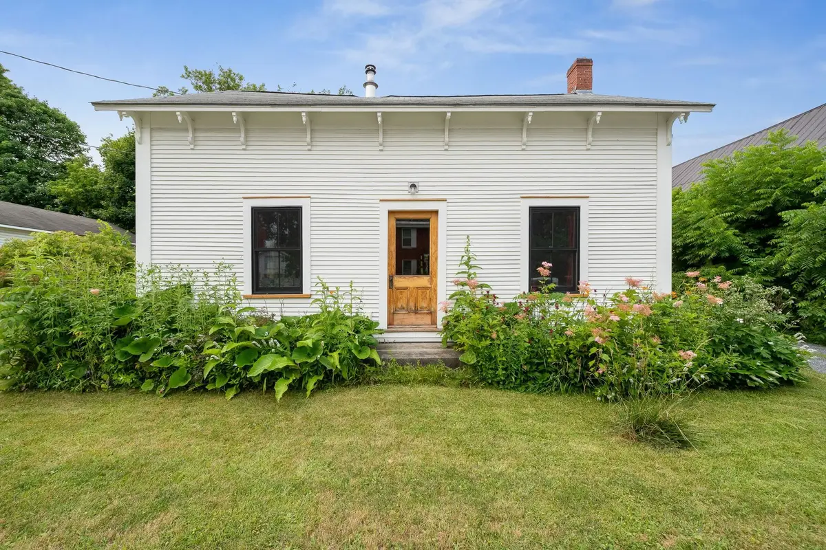 8 Short Street, Vergennes, VT 05491 - #1