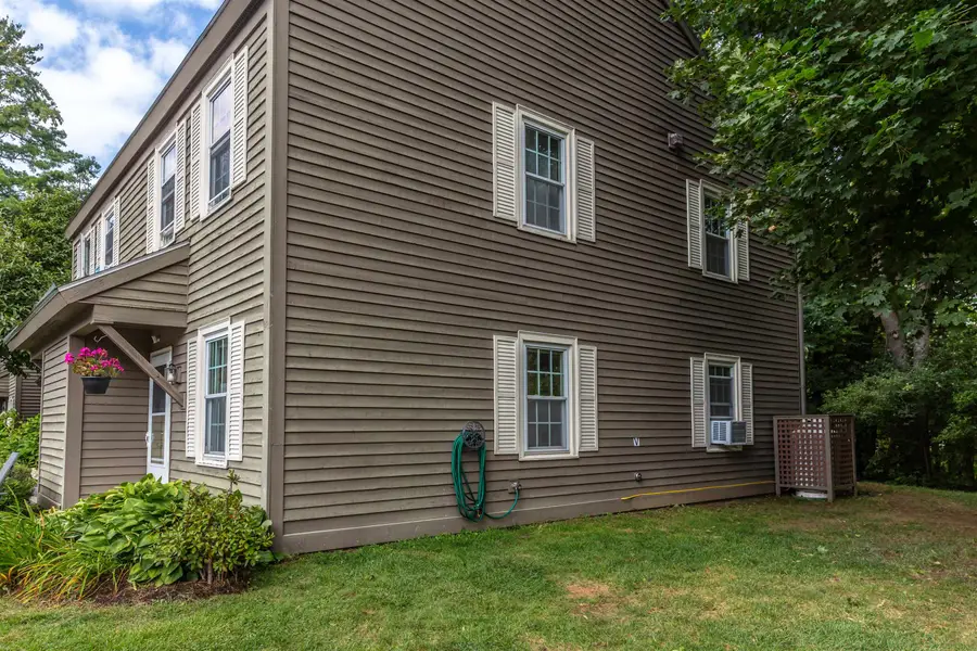 23 Hayes Avenue, South Burlington, VT 05403 - #3
