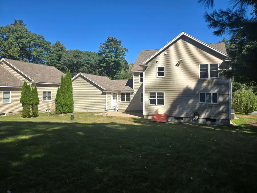 82 Dutton Road, Pelham, NH 03076 - #3