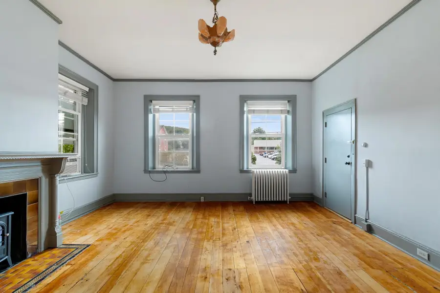160 N Main Street #4, Saint Albans, VT 05478 - #3