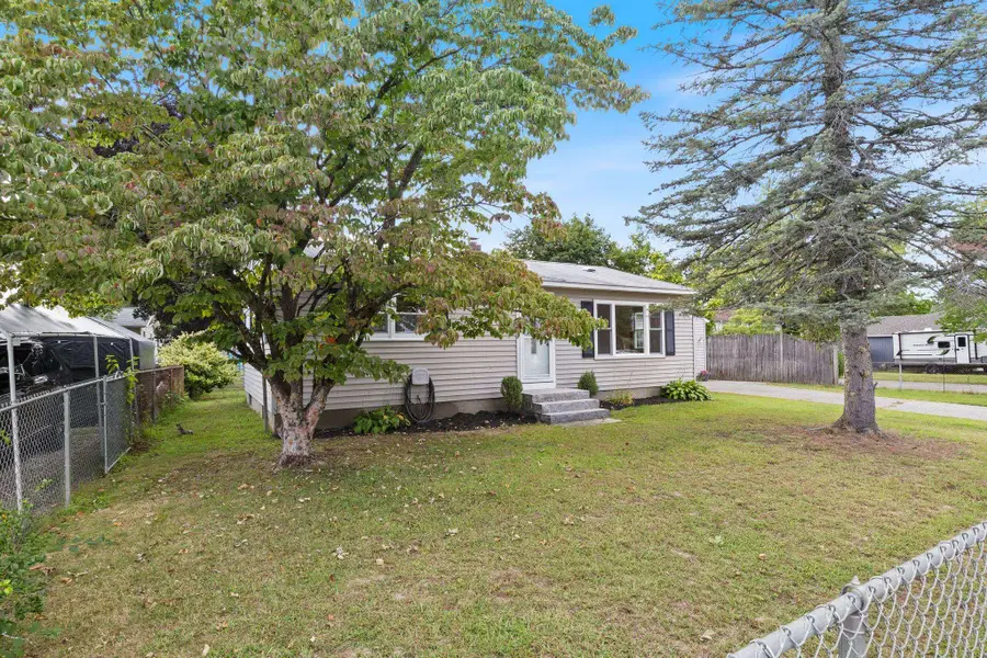 27 Ritter Street, Nashua, NH 03060 - #3
