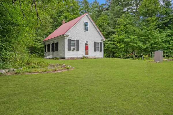 446 Parker Road, Carroll, NH 03598