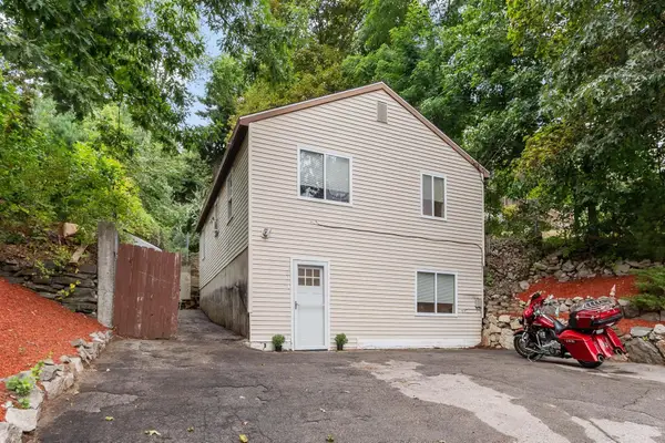 786 Mammoth Road, Manchester, NH 03104-4528