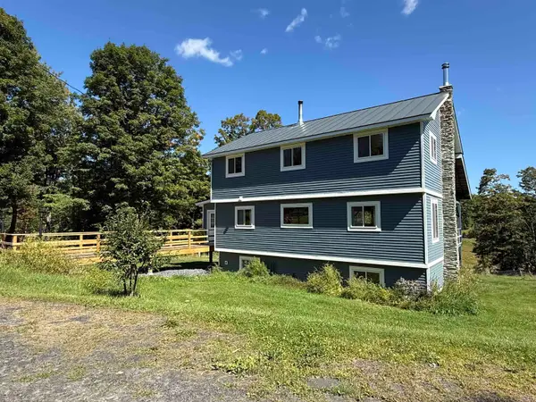 1720 Macintosh Hill Road, Bethel, VT 05032