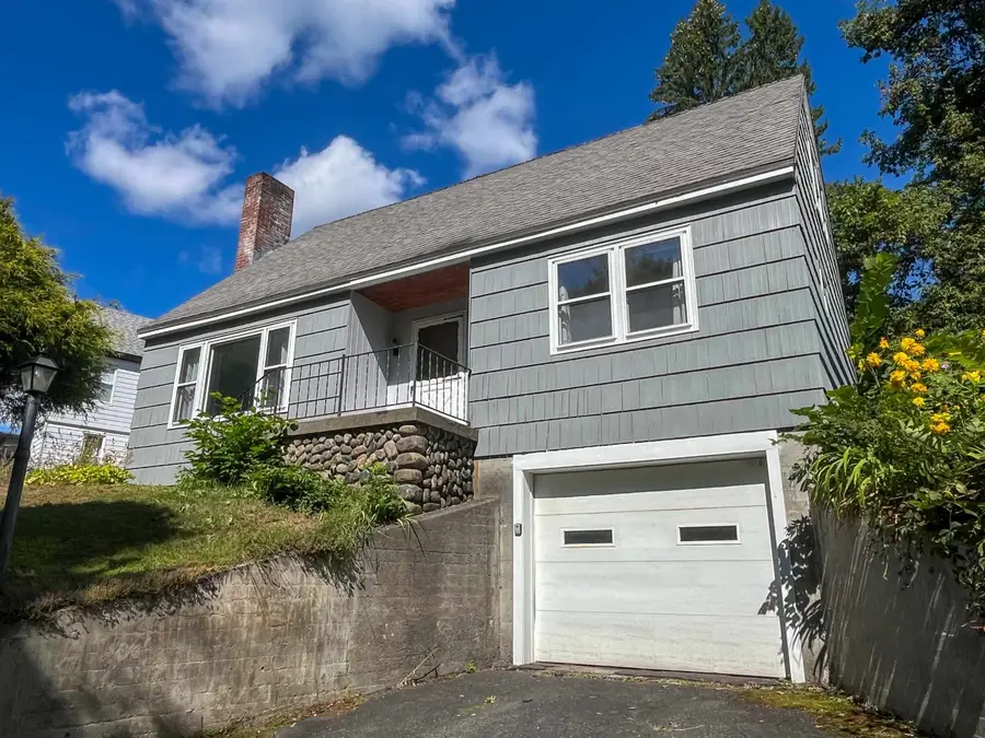 62 Highland Avenue, Saint Johnsbury, VT 05819 - #2
