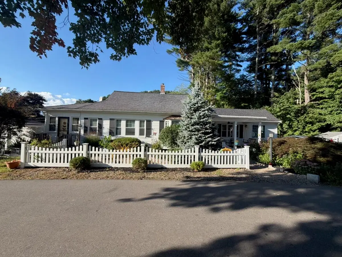 16 Davis Park, Plaistow, NH 03865 - #1