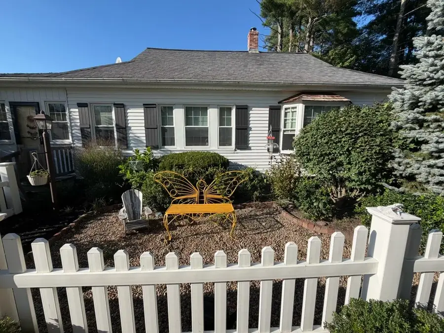 16 Davis Park, Plaistow, NH 03865 - #2