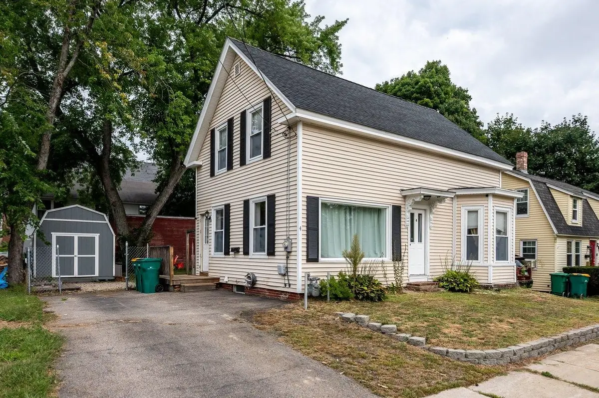 4 Cocheco Avenue, Rochester, NH 03868 - #1