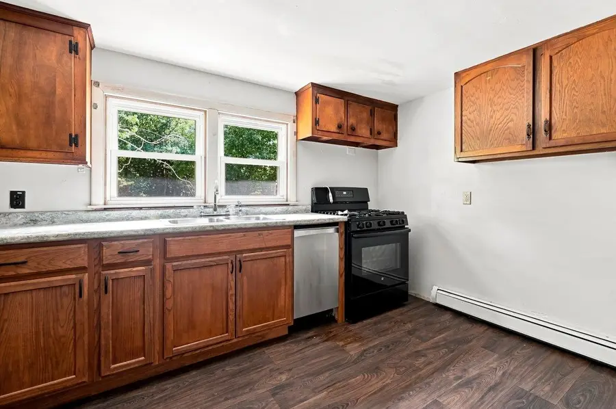 11 Sunrise Terrace, Plaistow, NH 03865 - #3