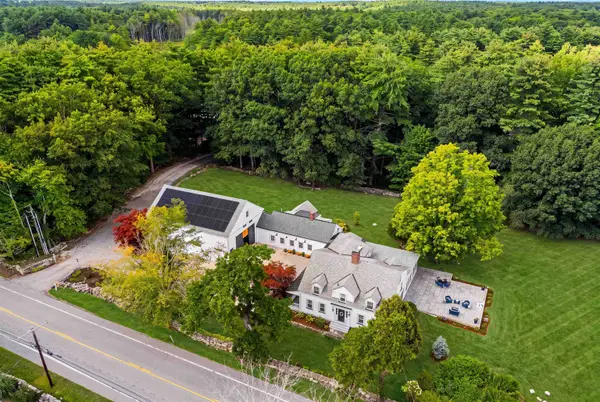 153 Atlantic Avenue, North Hampton, NH 03862