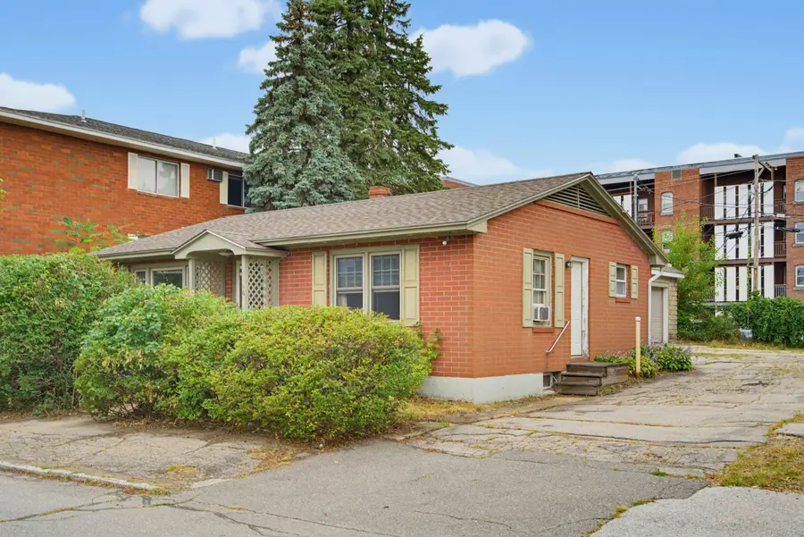 46 Myrtle Street, Manchester, NH 03104 - #3