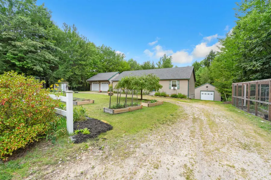 44 Juniper Ridge Road, Wakefield, NH 03872 - #3