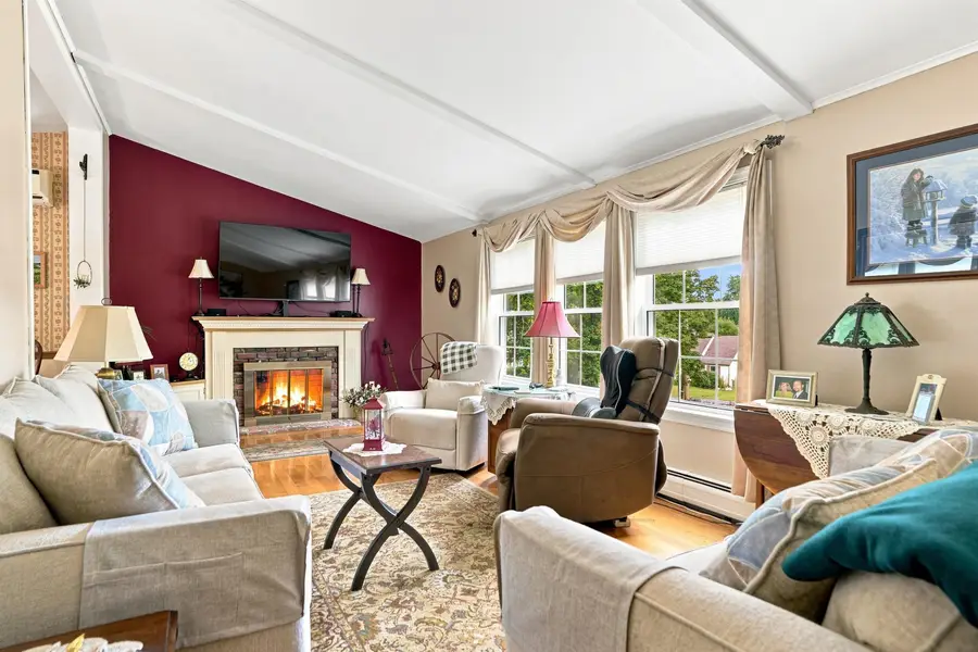 37 Sweet Hill Road, Plaistow, NH 03865 - #2