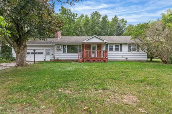 657 West Lakeshore Drive, Colchester, VT 05446