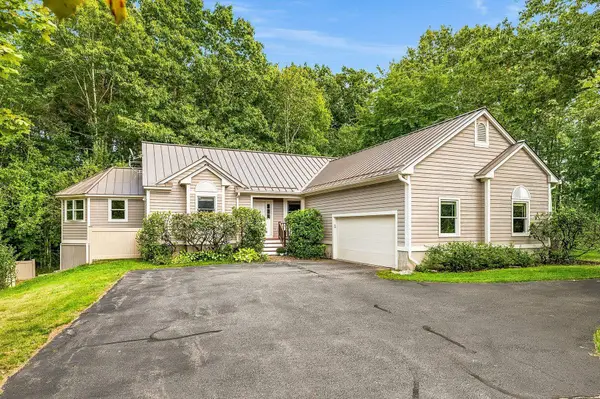 1 Mastin Drive, Newmarket, NH 03857
