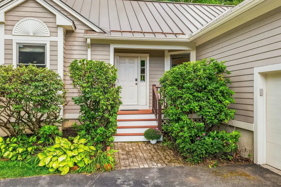 1 Mastin Drive, Newmarket, NH 03857 - #2