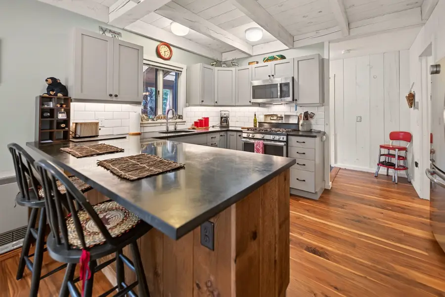 44 High Top Road, Wilmington, VT 05363 - #3
