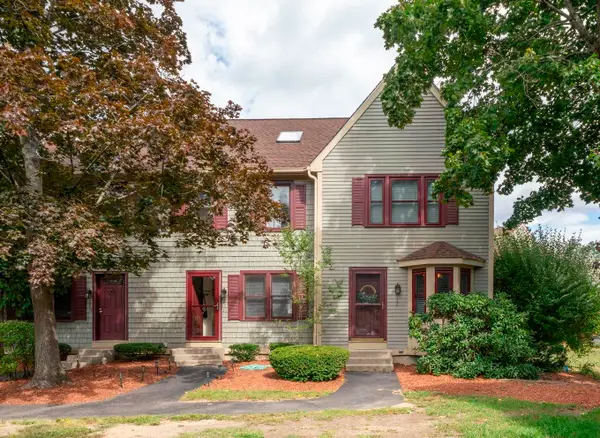 32 Bartemus Trail, Nashua, NH 03063