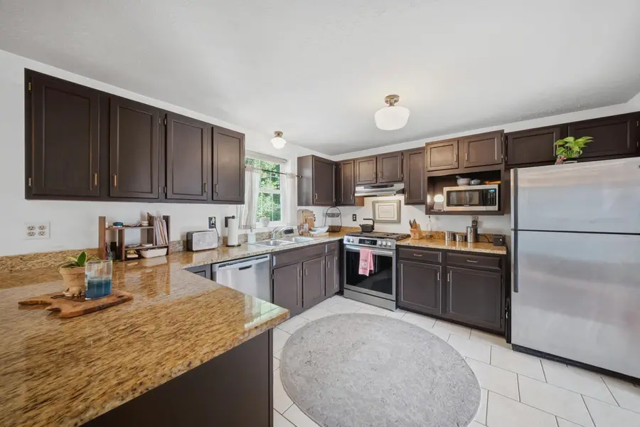 89 Stonington Drive, Manchester, NH 03109 - #2