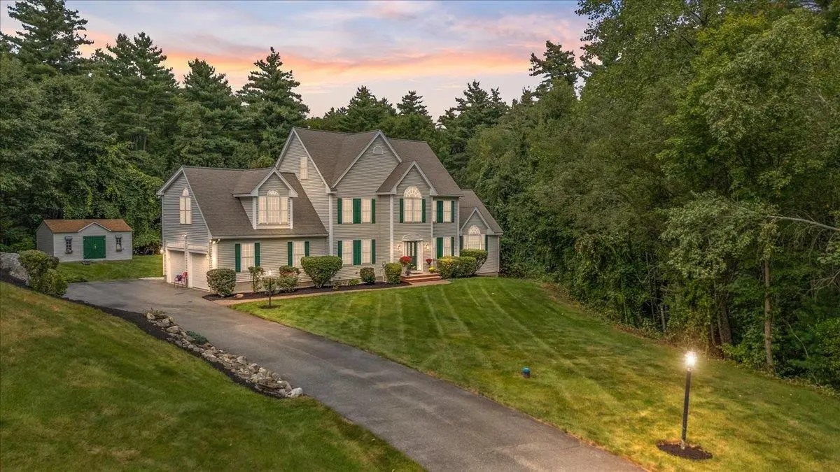 1049 Bridge Street, Pelham, NH 03076 - #1