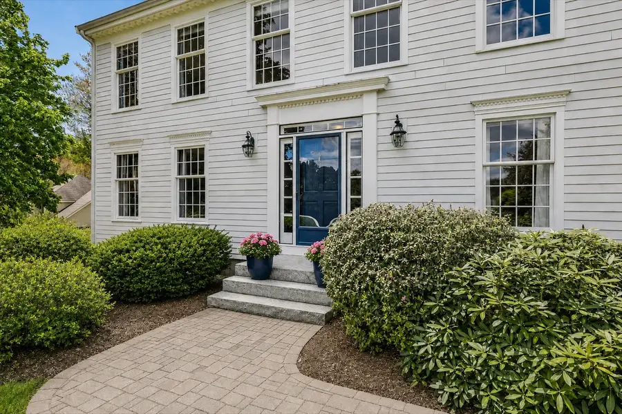 11 Puritan Drive, Bedford, NH 03110 - #3