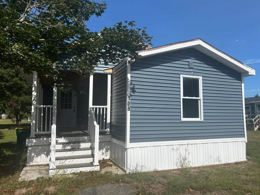 109 Daffodil Hill Lane, Rochester, NH 93868 - #2
