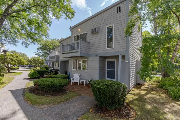 23 Cusack Road #25, Hampton, NH 03842
