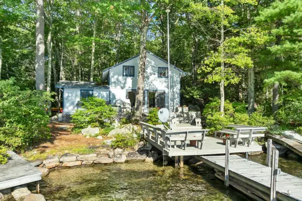 32 Treasure Island, Alton, NH 03810