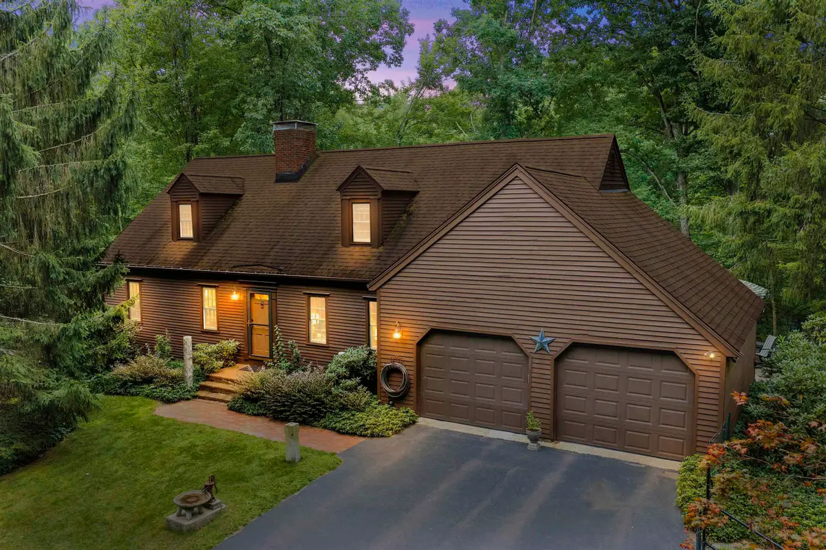 9 Checkerberry Lane, Bedford, NH 03110 - #1