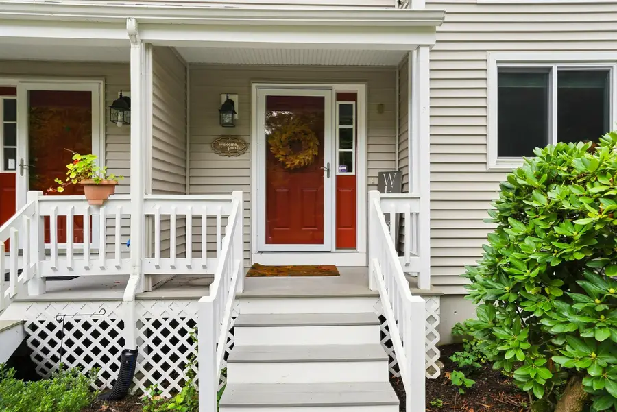 8 Standish Way #6, Amherst, NH 03031 - #3