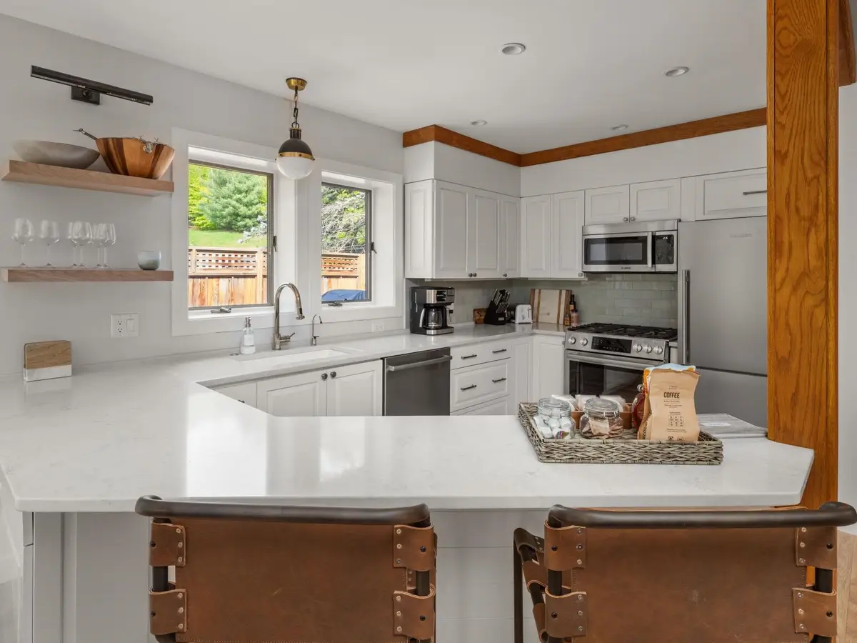 384 Topnotch Drive #A, Stowe, VT 05672 - #1