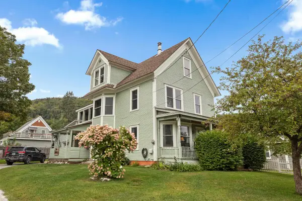 83 Spring Street, Hardwick, VT 05843