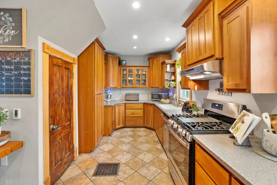 83 Spring Street, Hardwick, VT 05843 - #3