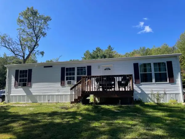 65 Old Chesterfield Road, Hinsdale, NH 03451