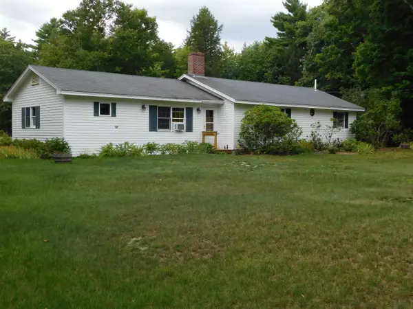 4 Palmer Drive, Brookfield, NH 03872