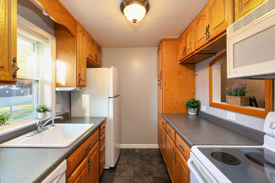 18 Modena Drive, Concord, NH 03303 - #3