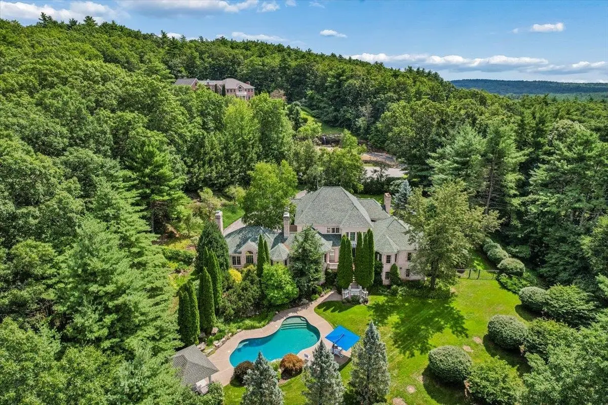 12 West Wind Drive, Bedford, NH 03110 - #1