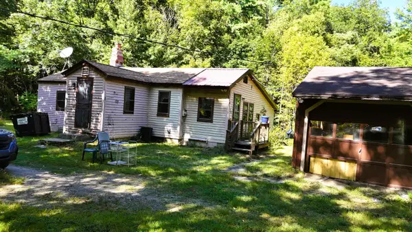 31 Watson Road, Winchester, NH 03470