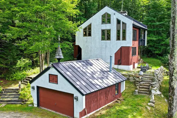 152 Great Hawk Road, Rochester, VT 05767