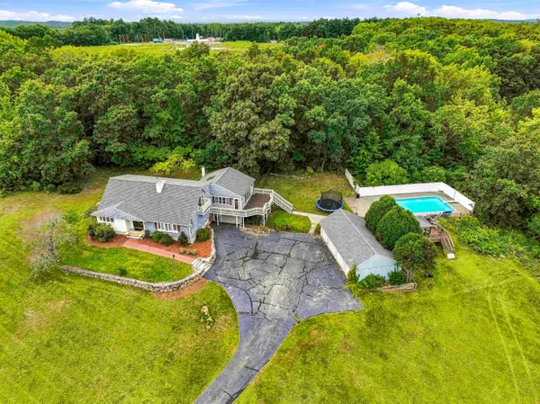 96 Pillsbury Road, Londonderry, NH 03053