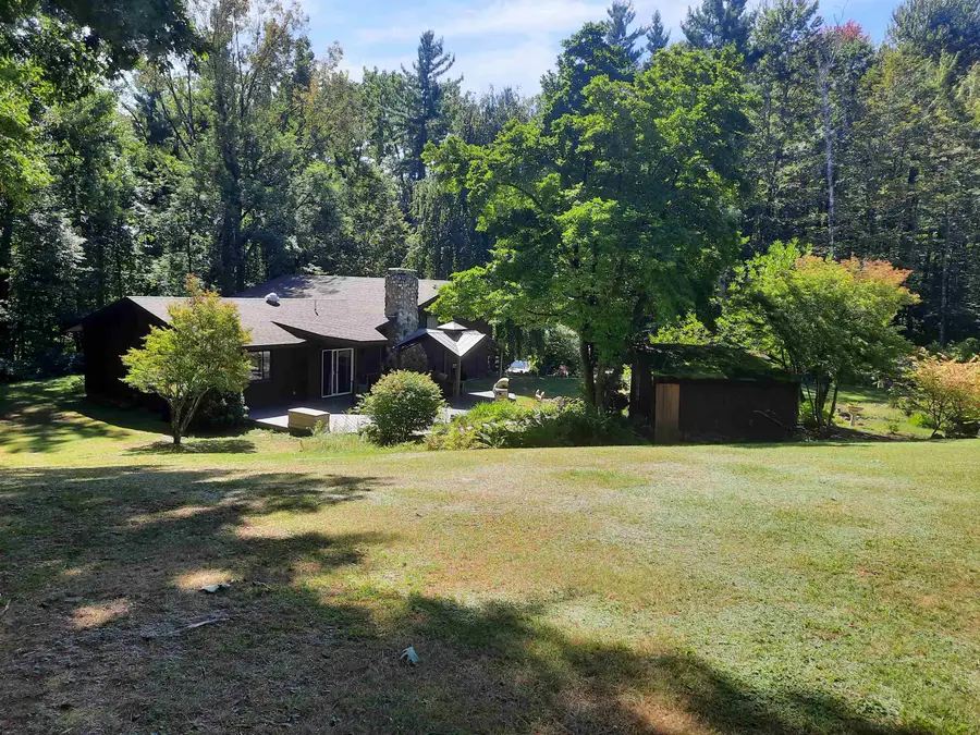 393 Sullivan Street, Claremont, NH 03743 - #3