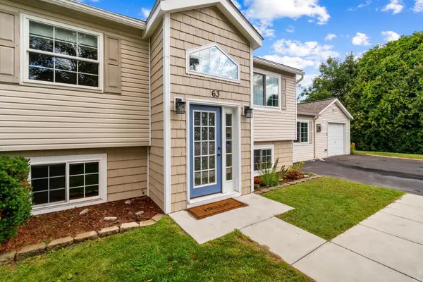 63 Andrea Lane, Colchester, VT 05446