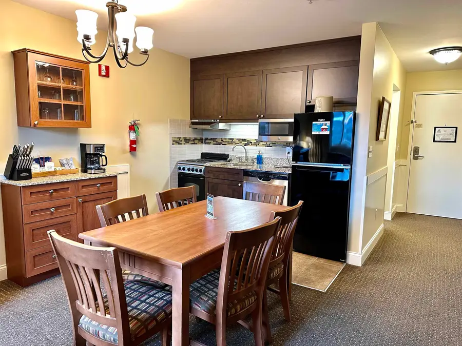 350/352 Qtr 2 Grand Summit Way, Dover, VT 05356 - #3