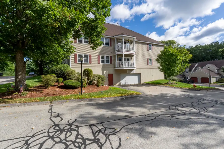 690 S Porter Street #17, Manchester, NH 03103 - #2