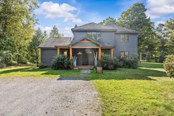 110 Strom Farm Lane, Stowe, VT 05672