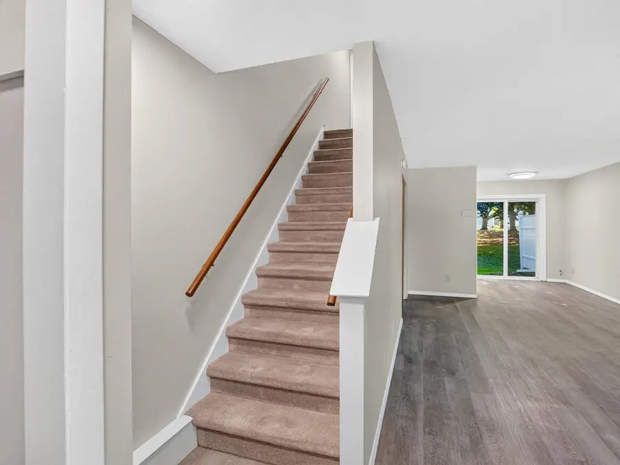 F5 Grandview Drive, South Burlington, VT 05403 - #2